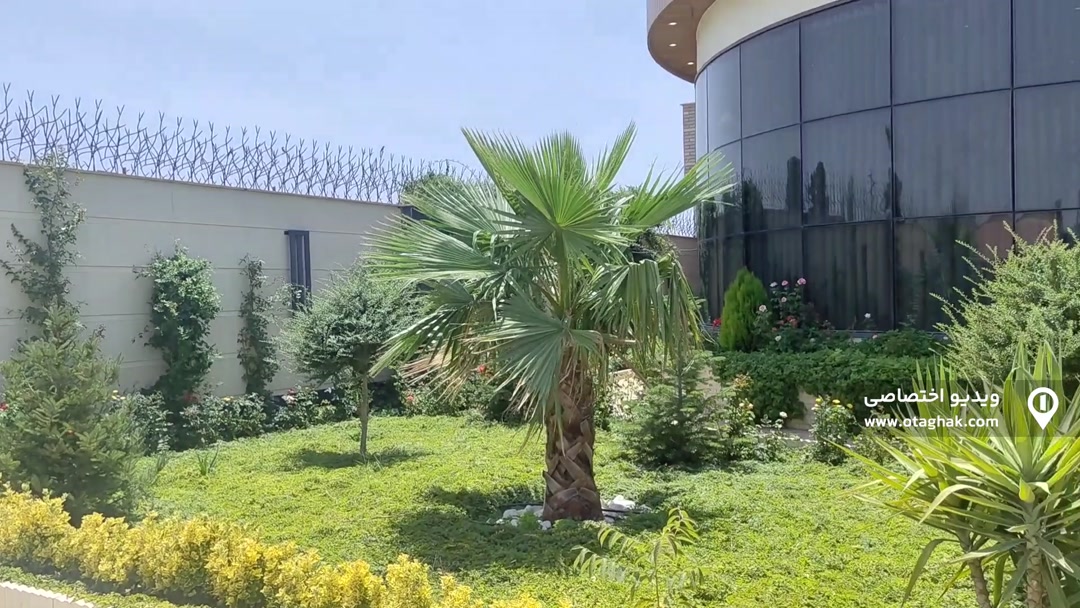 تصویر 2 - ویلا استخردار آبگرم ستاره رستاک با فوتبال دستی در ماهدشت