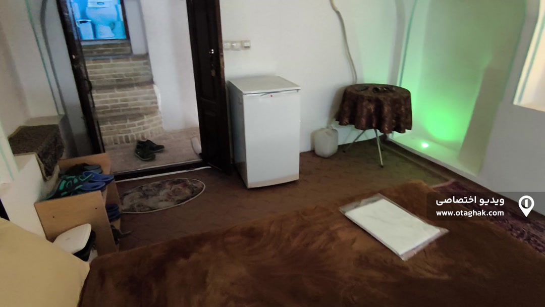 تصویر 2 - هتل سنتی صادقی (اتاق3 درب حوض) (شاه نشین) در کاشان