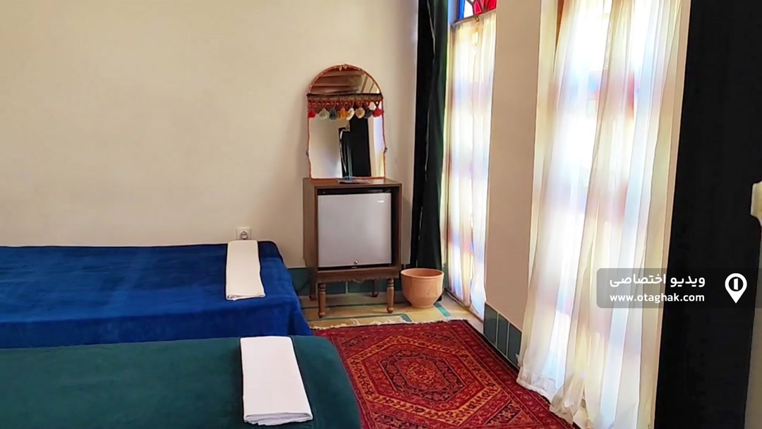 تصویر 2 - اقامتگاه بوم‌گردی عمارت هفت رنگ(سر دزک ) در شیراز