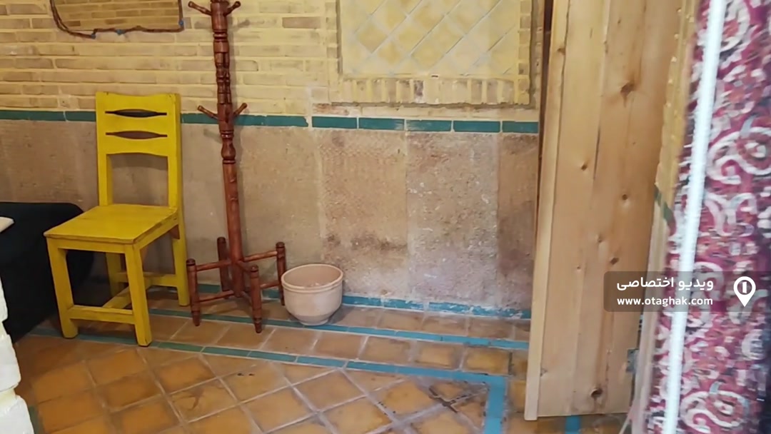 تصویر 2 - اقامتگاه بوم‌گردی عمارت هفت رنگ (درب شازده) در شیراز