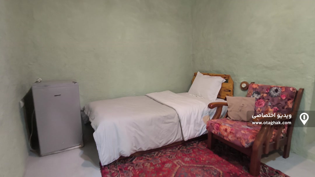 تصویر 2 - اقامتگاه بوم‌گردی باغ هنر (اتاق کهور) در قشم