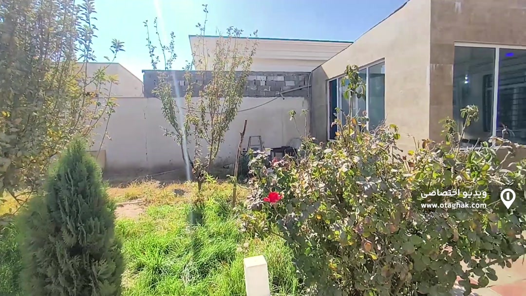 تصویر 2 - ویلا استخردار آبگرم باغ آسایش در چهارباغ